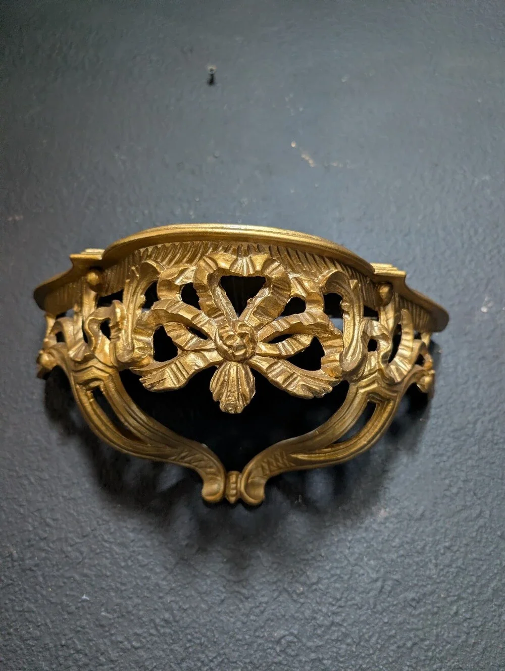 Vintage Italian Gold Hanging Wall Shelf Console Scrolling Acanthus Gold Plastic